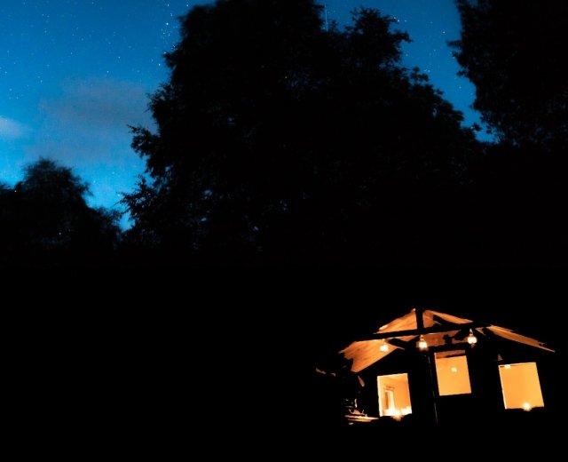 Glamping holidays in Powys, Mid Wales - Cabin on the Lake at Gwalia Farm